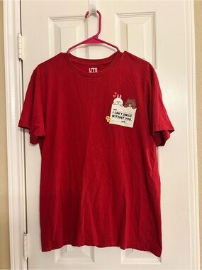 NWOT Uniqlo UT Collaboration Line Friends T-shirt Maroon Mens size Medium